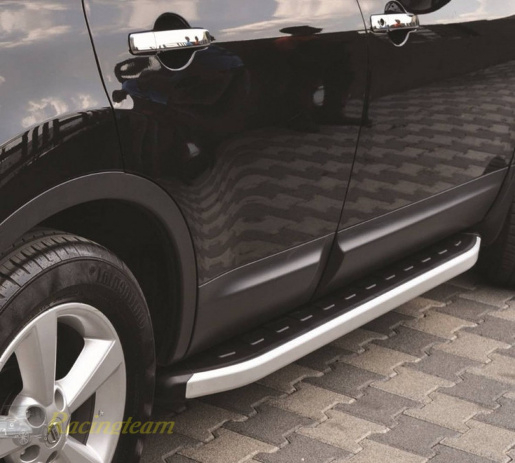 Комплект алюминиевых порогов с пластмассовой накладкой, модель "Alyans" jeep grand-cherokee 2010 года