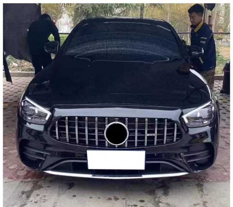 Решетка радиатора Mercedes W213 Amg хром 