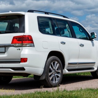 Рейлинги Toyota Land Cruiser 200 черные Рейлинги Toyota Land Cruiser 200 черные